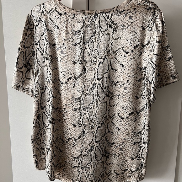 Equipment Silk Top - Picture 3 of 3